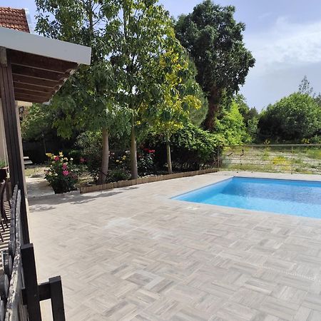 Roses Villa Trimiklini Luaran gambar